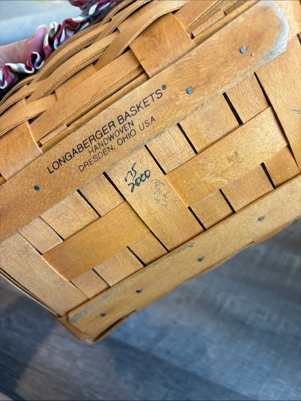 Longaberger Woven Basket Red/White Plaid Liner Wooden Divider & Protector 2000